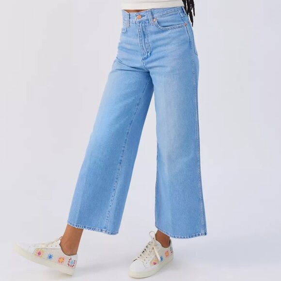 NWT Wrangler Worldwide 611 Wide Leg Crop Jeans Plus Size 33 - Picture 9 of 14